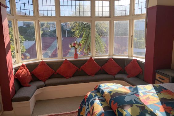 Red Cod Room bay window